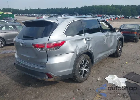 2016 Toyota Highlander Xle V6 z USA, uszkodzony, nr VIN 5TDKKRFHXGS140164